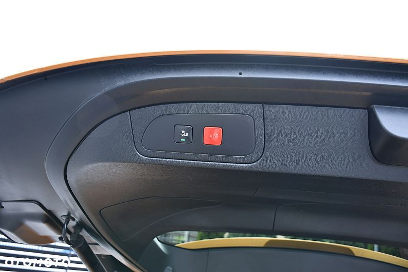 DS Automobiles DS 7 Crossback 2.0 BlueHDi Performance Line + - 26