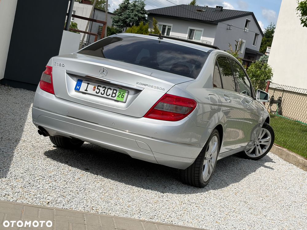 Mercedes-Benz Klasa C 180 (BlueEFFICIENCY) Avantgarde - 10