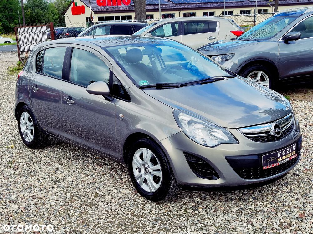 Opel Corsa 1.4 16V Energy - 9