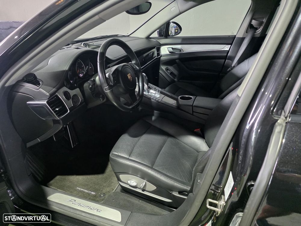 Porsche Panamera Platinum Edition - 16
