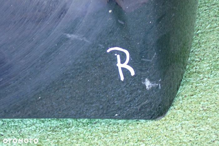 MERCEDES W204 204 C-KLASA 07-10 maska - 3