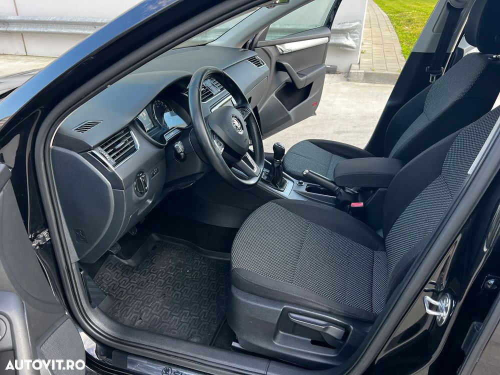 Skoda Octavia 1.2 TSI AMBITION - 5