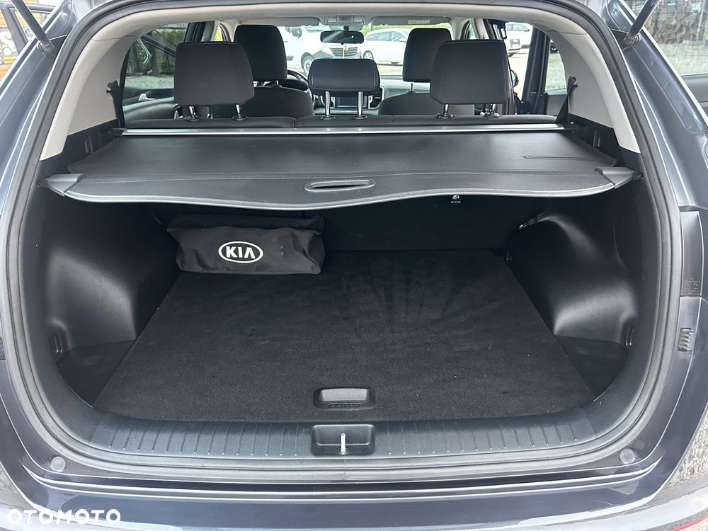 Kia Sportage 1.7 CRDI 2WD Dream-Team Edition - 12