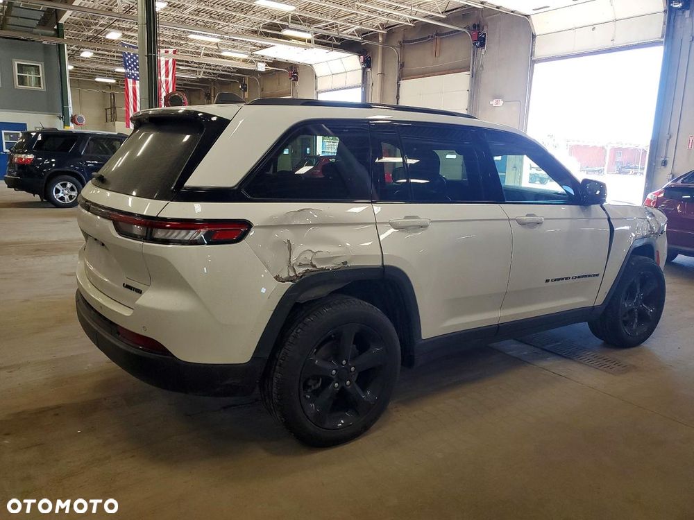 Jeep Grand Cherokee - 4