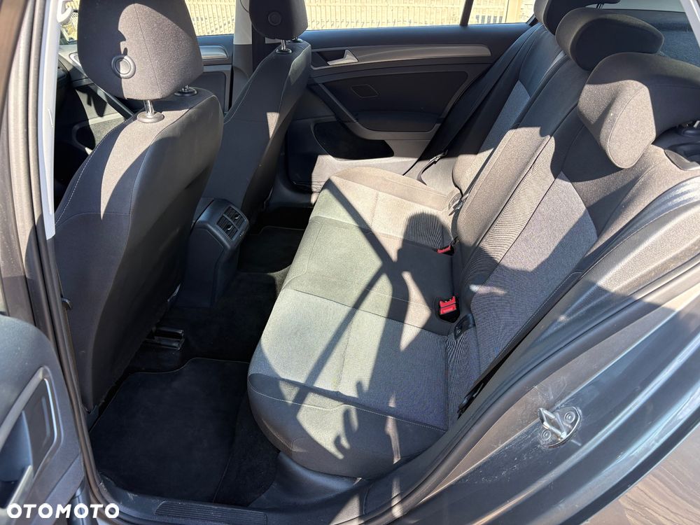 Volkswagen Golf 1.6 TDI BlueMotion Technology Comfortline - 5