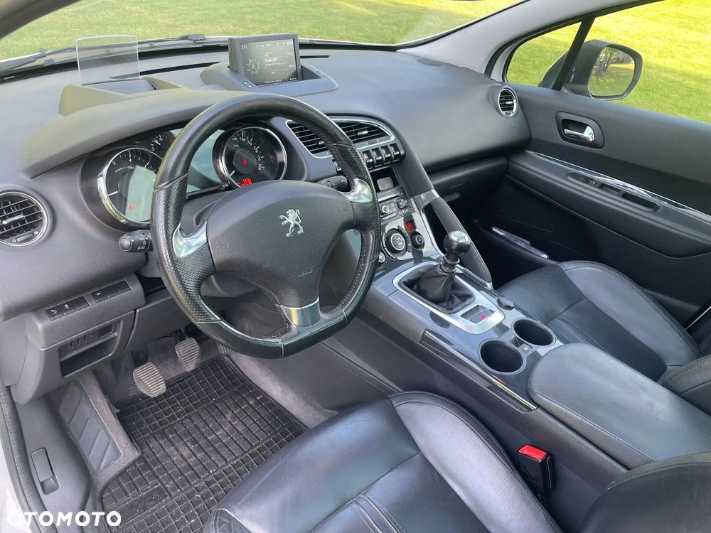 Peugeot 3008 155 THP Premium - 10