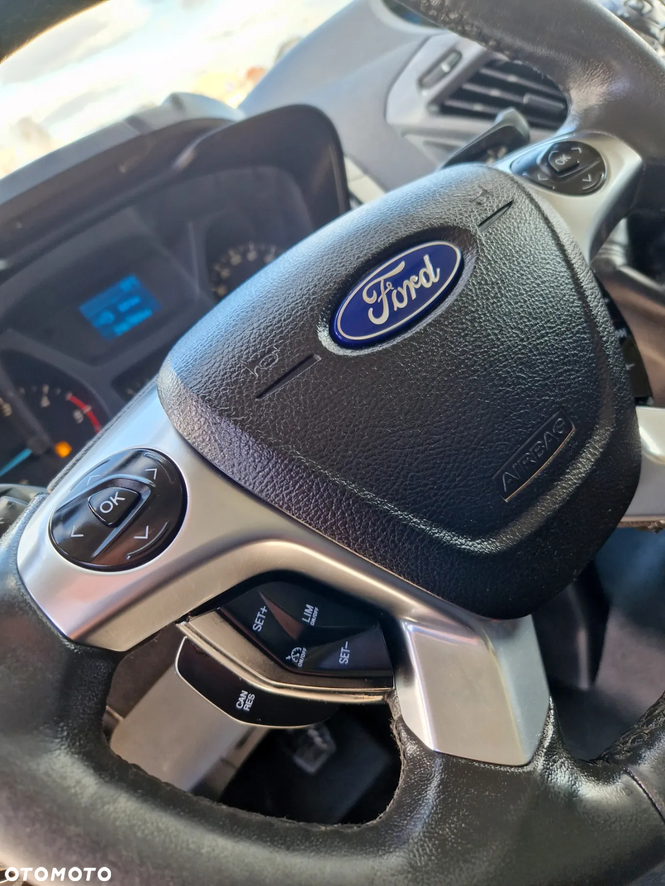 Ford TRANSIT CUSTOM 2,2 TDCI 125 KONNY KLIMA L1H1 GWARANCJA - 15