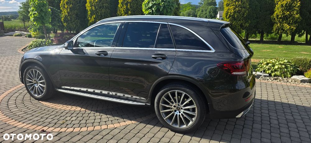 Mercedes-Benz GLC 300 4Matic 9G-TRONIC AMG Line - 7