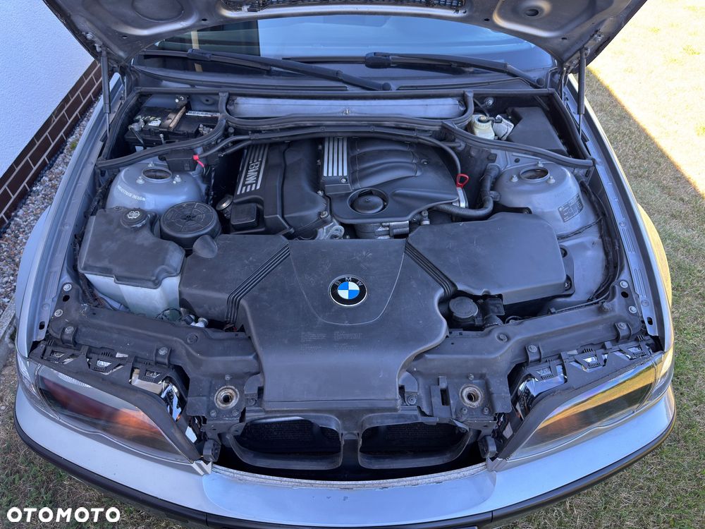 BMW Seria 3 - 34