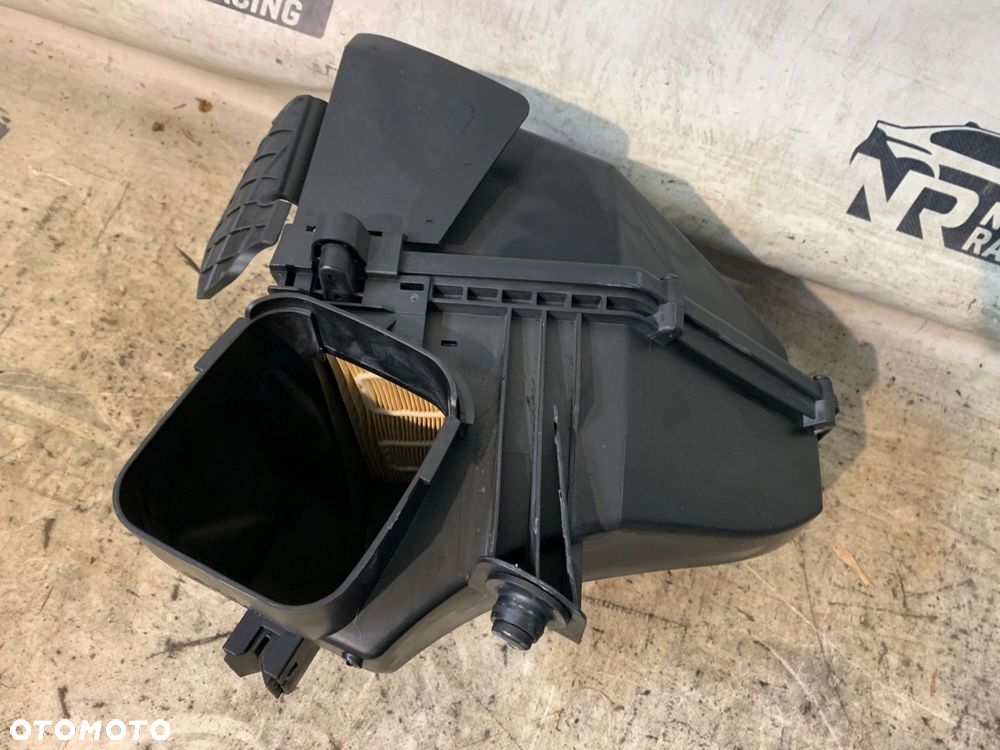 OBUDOWA FILTRA POWIETRZA BMW M5 F90 M8 F91 F92 F93 7852381 7852379 - 5