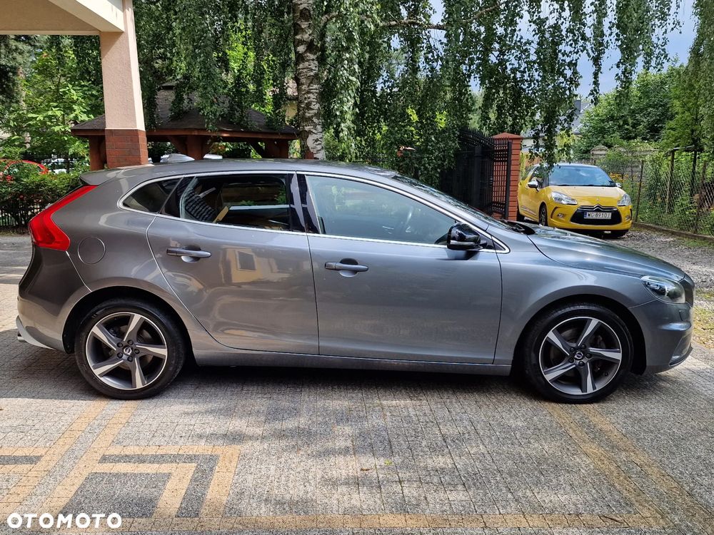 Volvo V40 D2 Drive-E R-Design Kinetic - 7