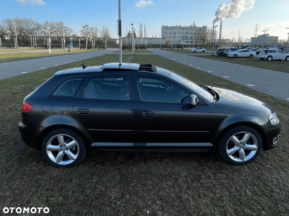 Audi A3 Sportback - 5