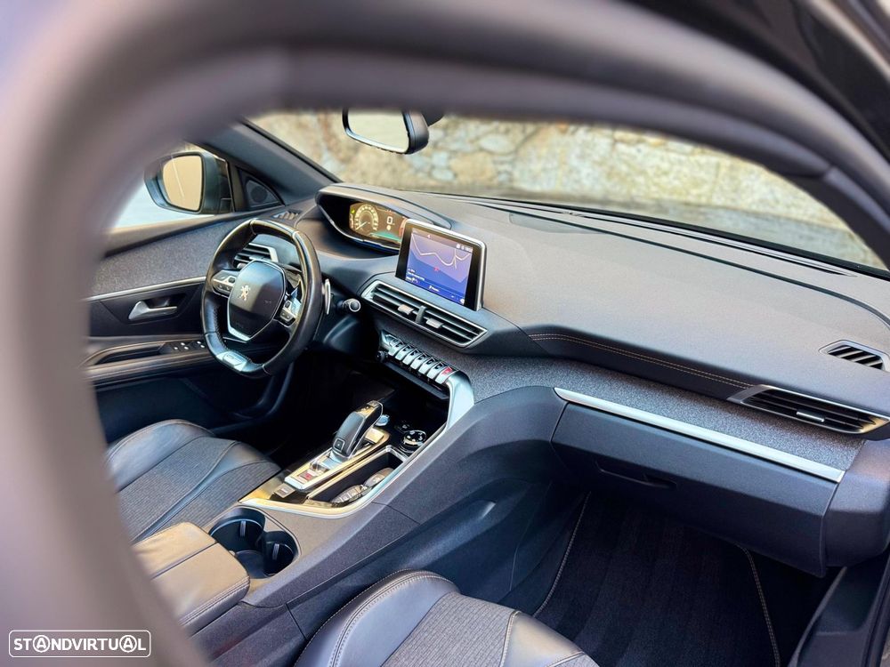 Peugeot 3008 1.6 BlueHDi GT Line Grip Control EAT6 - 44