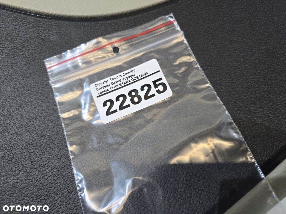 tapicerka boczek drzwi tył lewy lancia voyager town country 12r - 5
