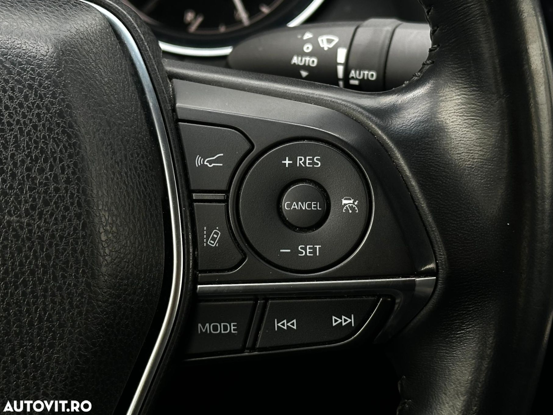 Toyota Camry - 17
