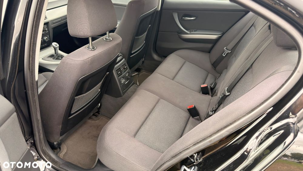 BMW Seria 3 - 10