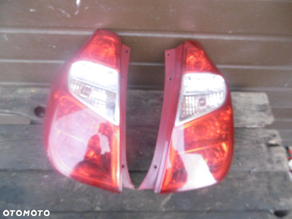 Lampa tył  prawa HYUNDAI I10 - 1
