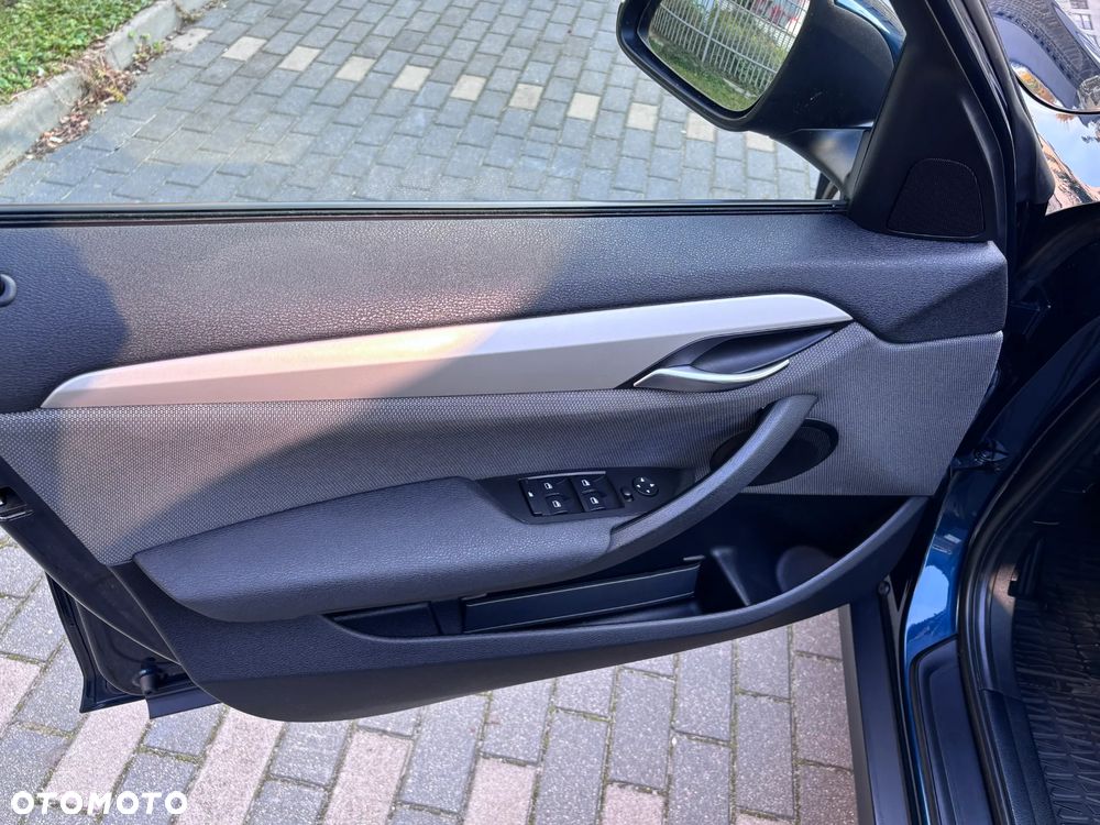 BMW X1 sDrive18d - 17