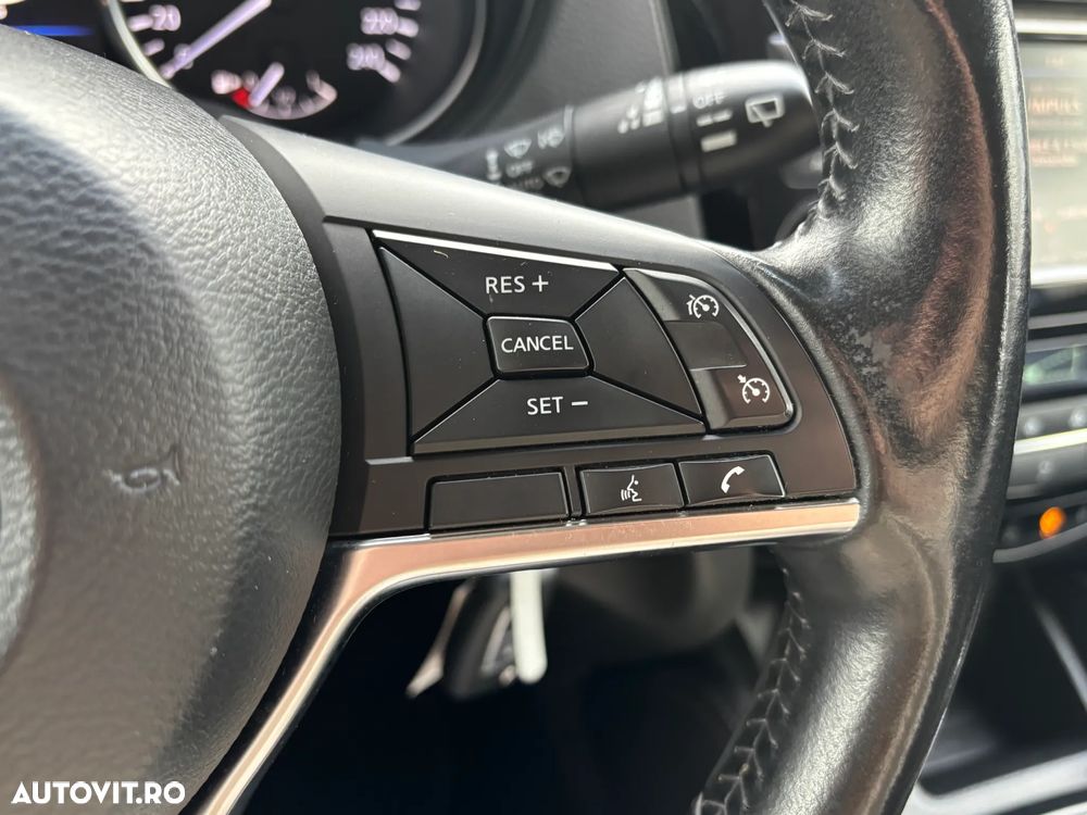 Nissan Qashqai 1.5 DCI N-CONNECTA - 19