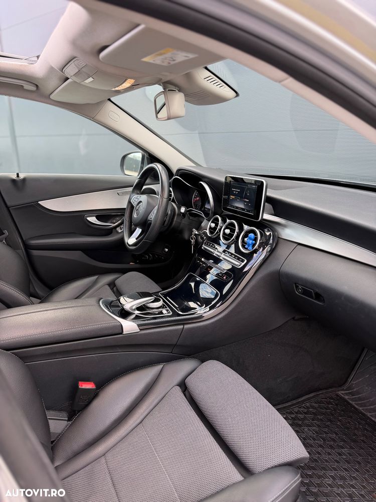 Mercedes-Benz C 250 (BlueTEC) d 4Matic 7G-TRONIC Avantgarde - 16