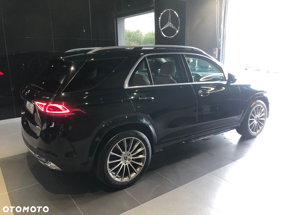 Mercedes-Benz GLE 300 d 4-Matic - 17