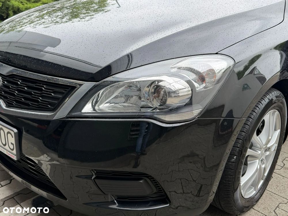 Kia Ceed 1.4 L - 16