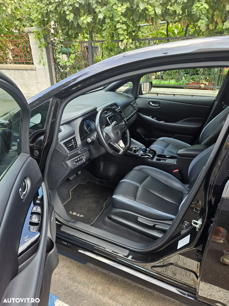 Nissan LEAF Tekna - 11
