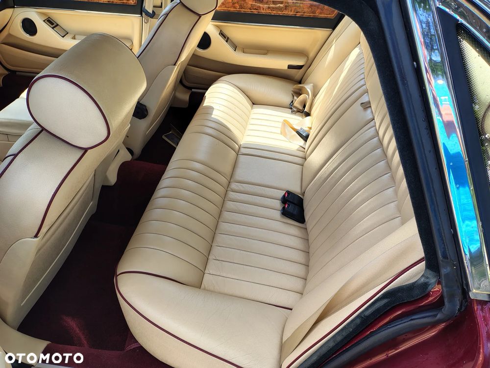 Jaguar XJ - 23