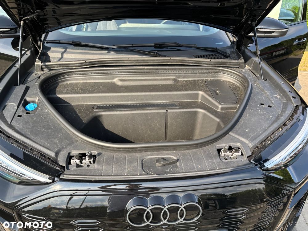 Audi Q6 e-tron Quattro - 21