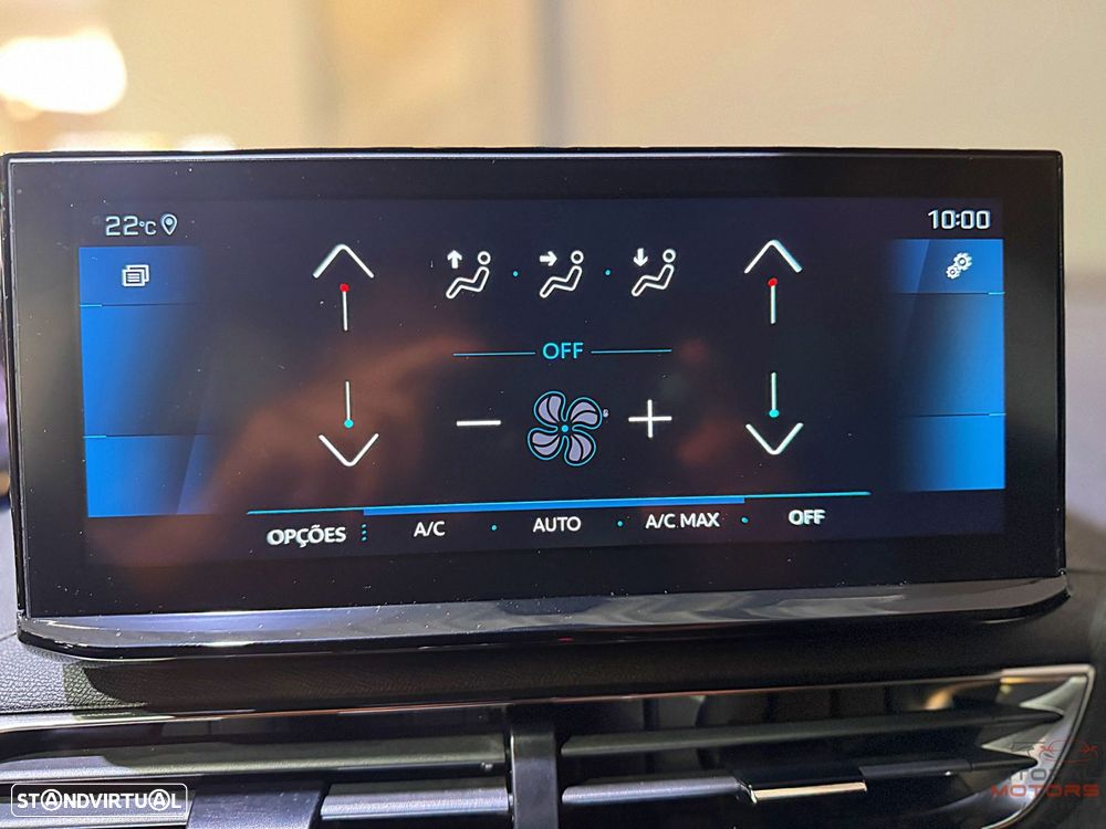 Peugeot 3008 1.2 PureTech Allure Pack EAT8 - 29