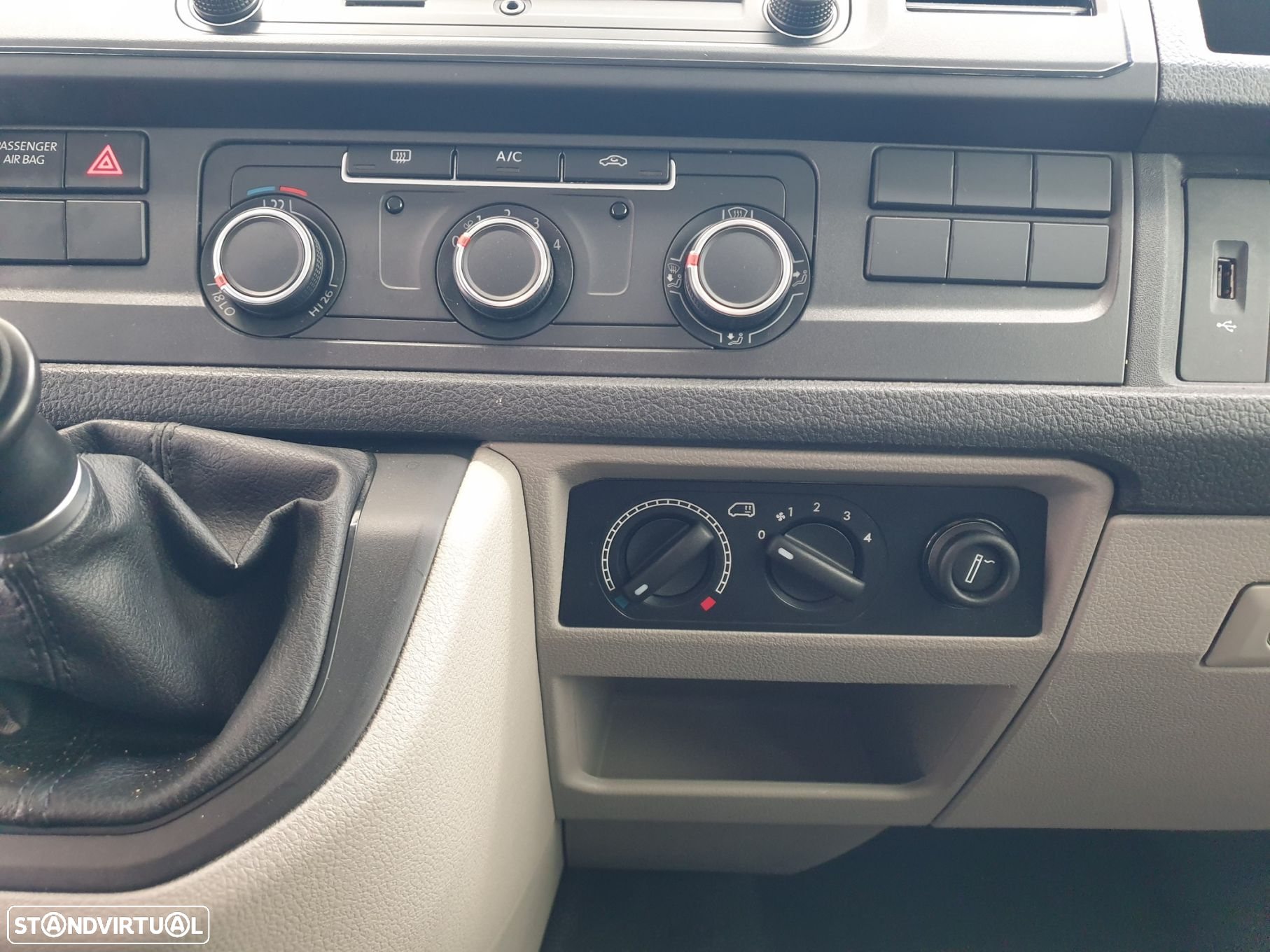 VW Transporter 2.0 TDI BM Extra AC - 15