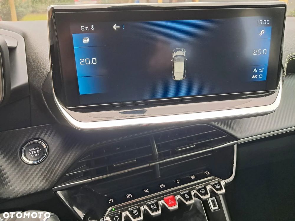 Peugeot 208 PureTech 100 Allure - 11