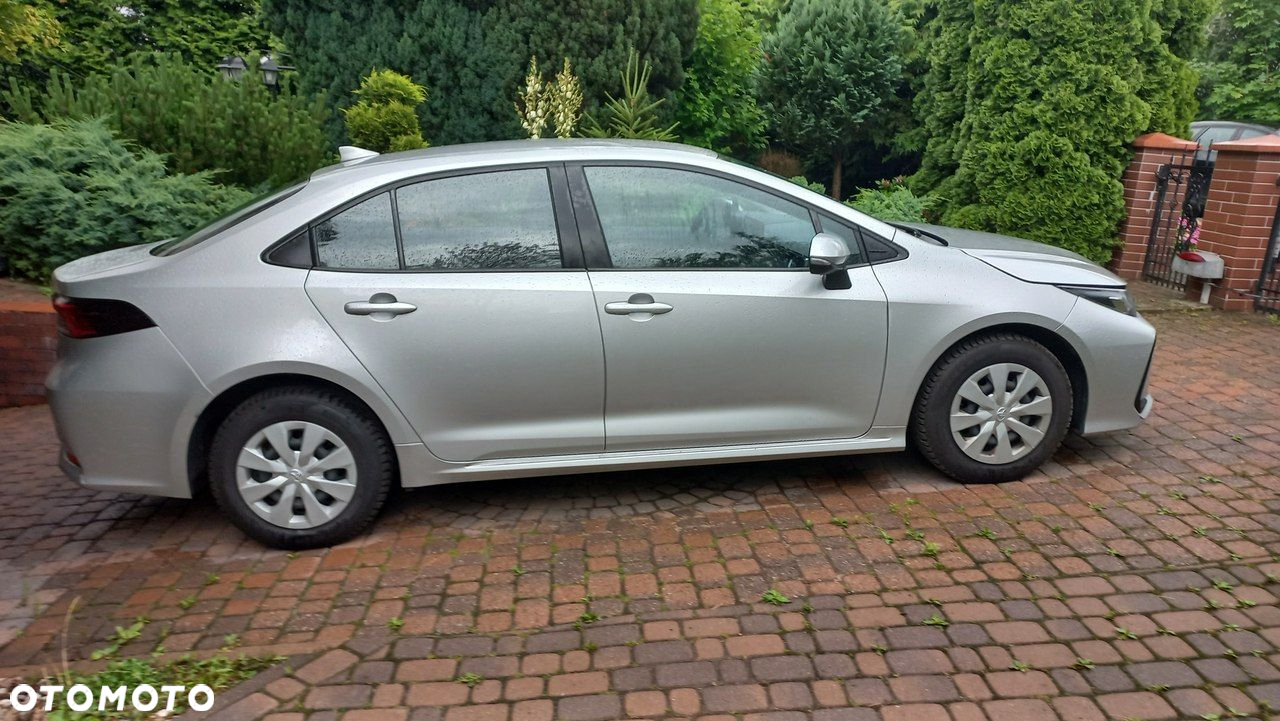 Toyota Corolla - 33