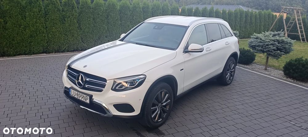 Mercedes-Benz GLC - 1