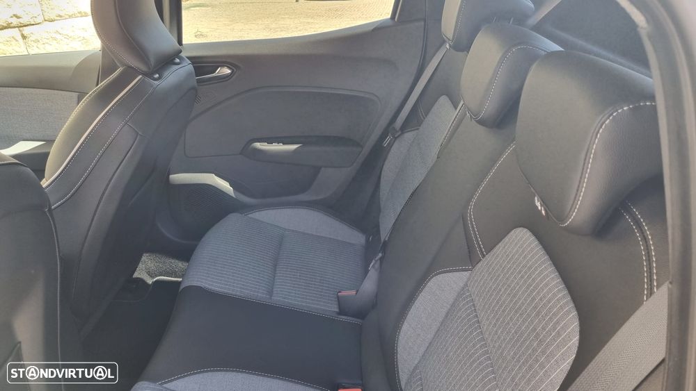 Renault Clio 1.0 TCe Techno Bi-Fuel - 22