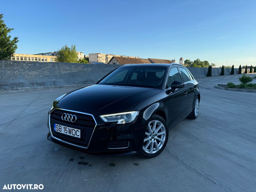 Audi A3 2.0 TDI Stronic Ambiente - 11