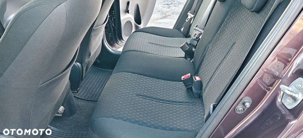 Toyota Urban Cruiser 1.4 D-4D 4x2 Town - 38