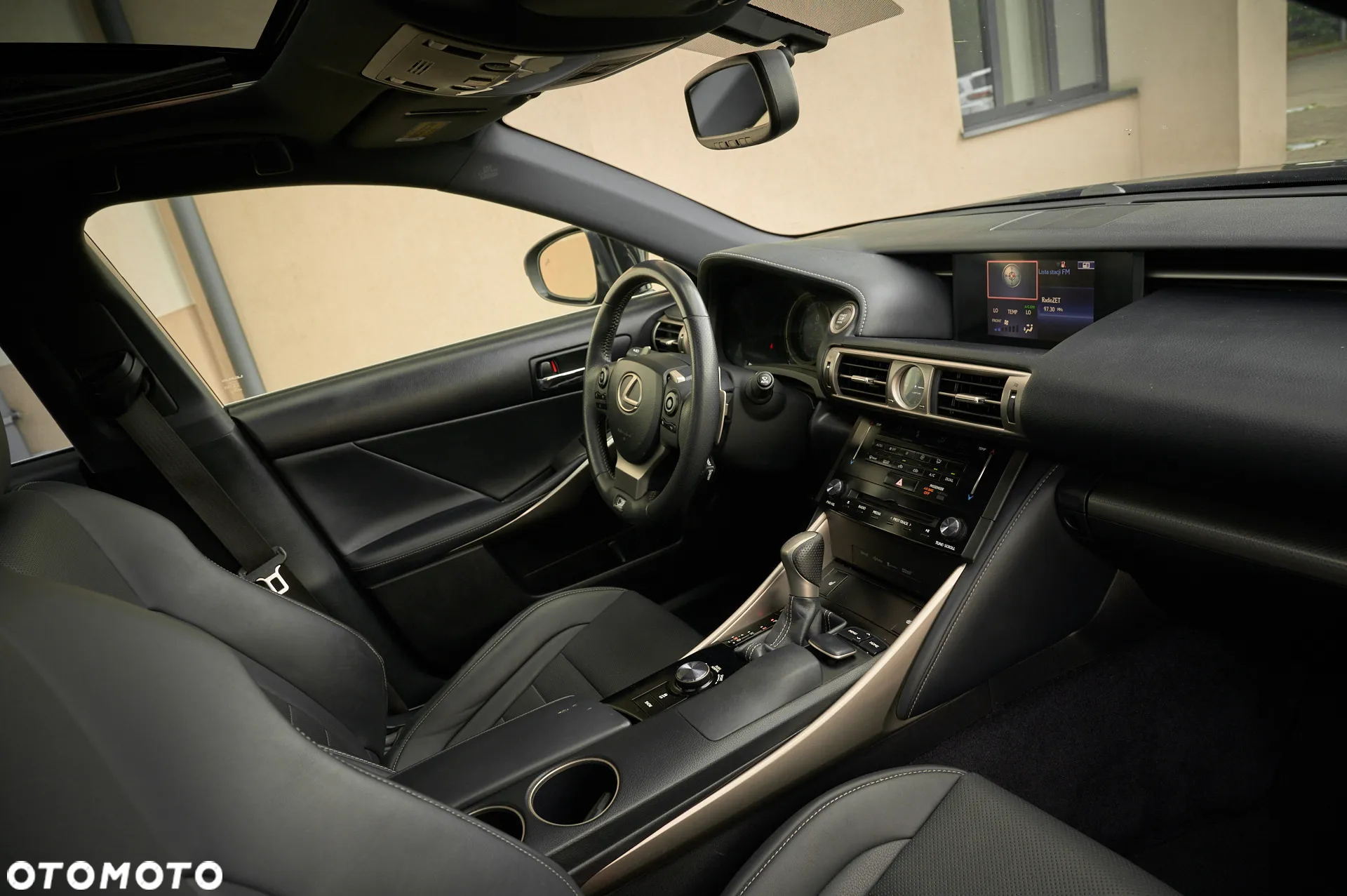 Lexus IS 250 F Sport - 28