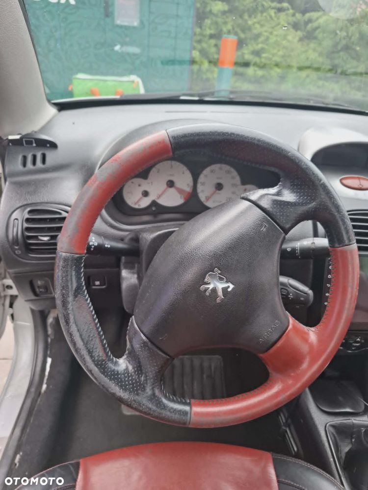 Peugeot 206 - 24