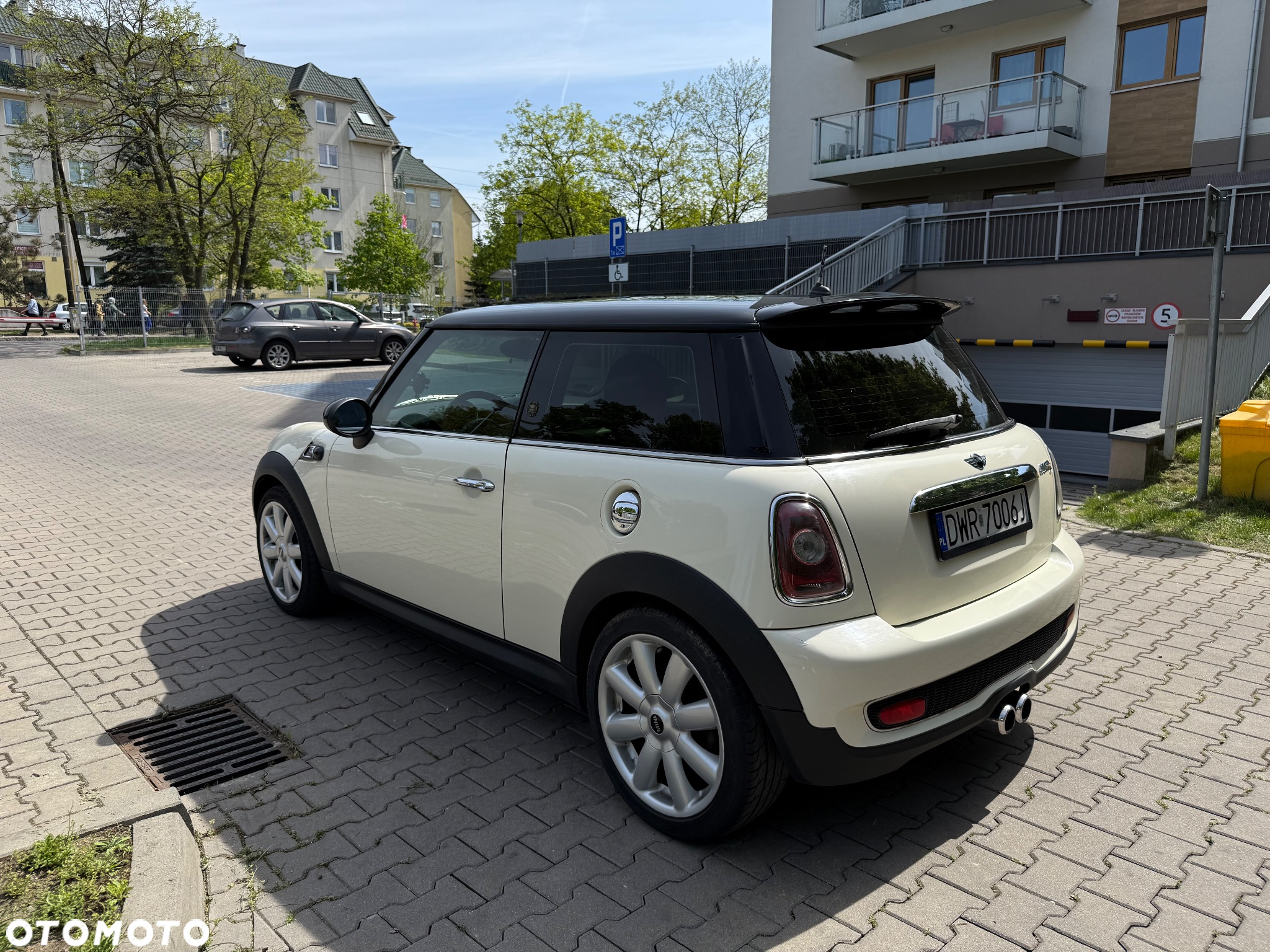 MINI Cooper S Standard - 4