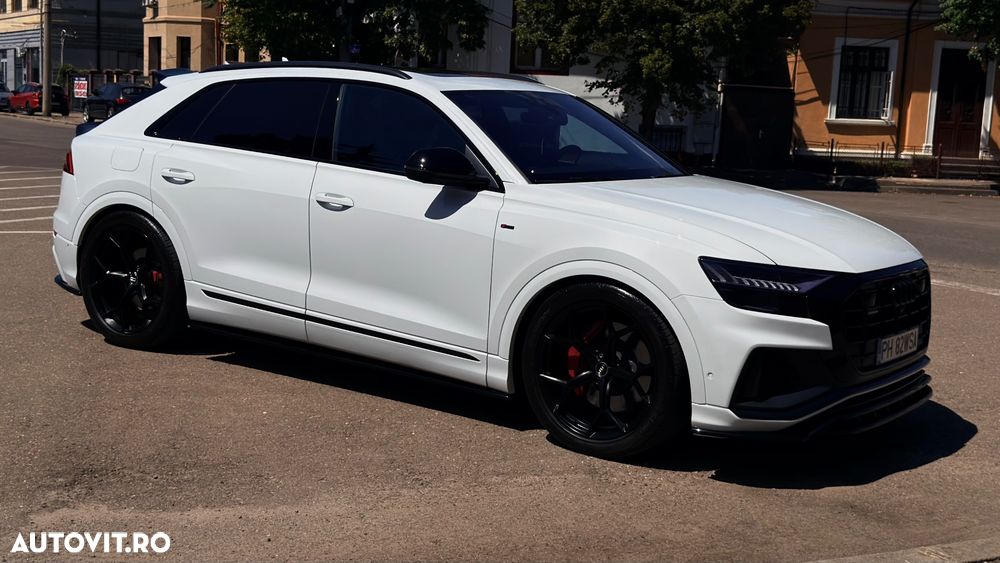 Audi Q8 3.0 55 TFSI e quattro Tiptronic - 2