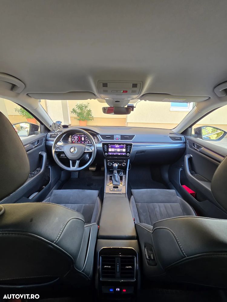 Skoda Superb 2.0 TDI DSG Style - 3