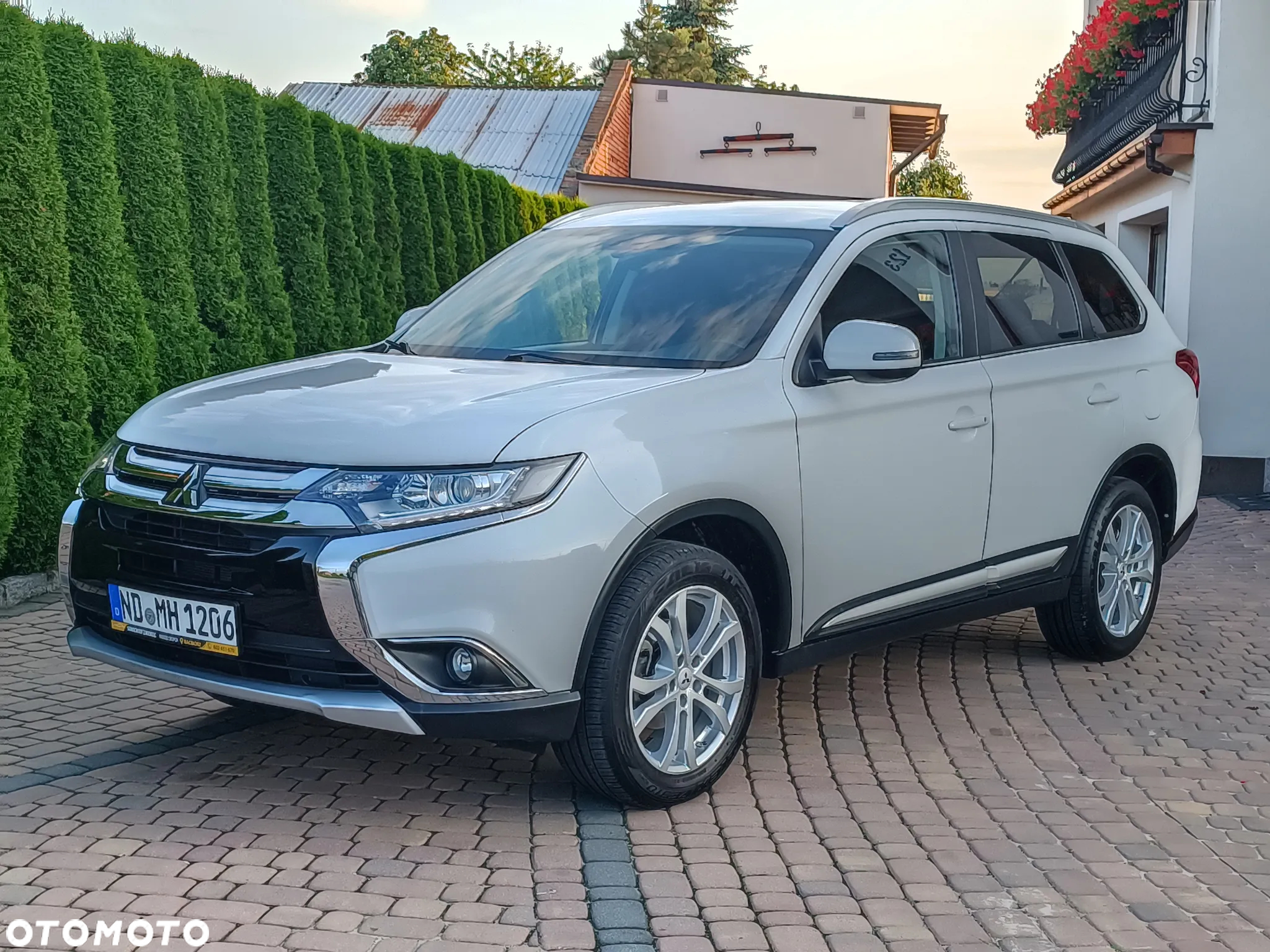 Mitsubishi Outlander 2.0 2WD Edition 100 - 8