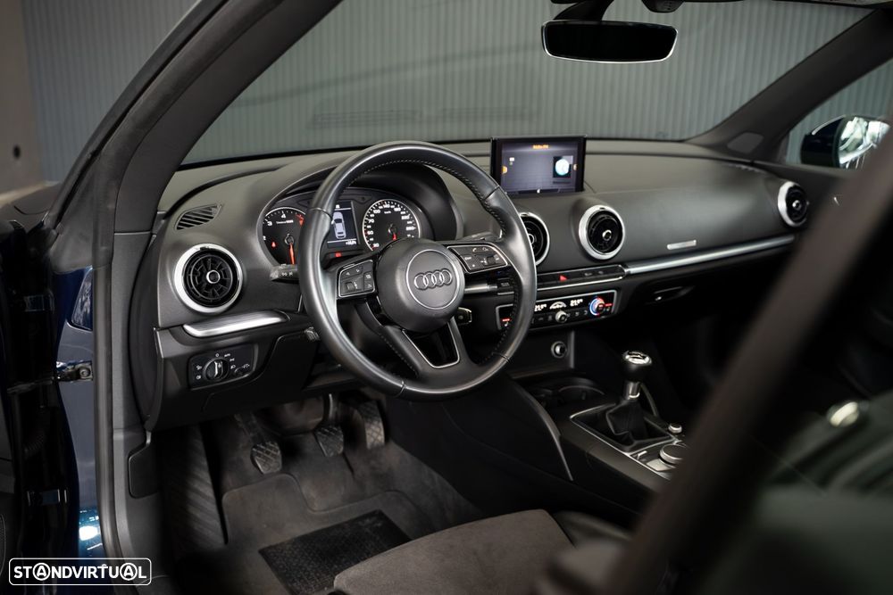 Audi A3 Cabrio 1.6 TDi - 20