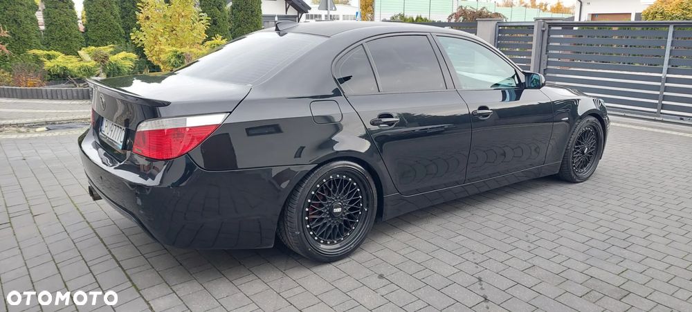 BMW Seria 5 523i - 16