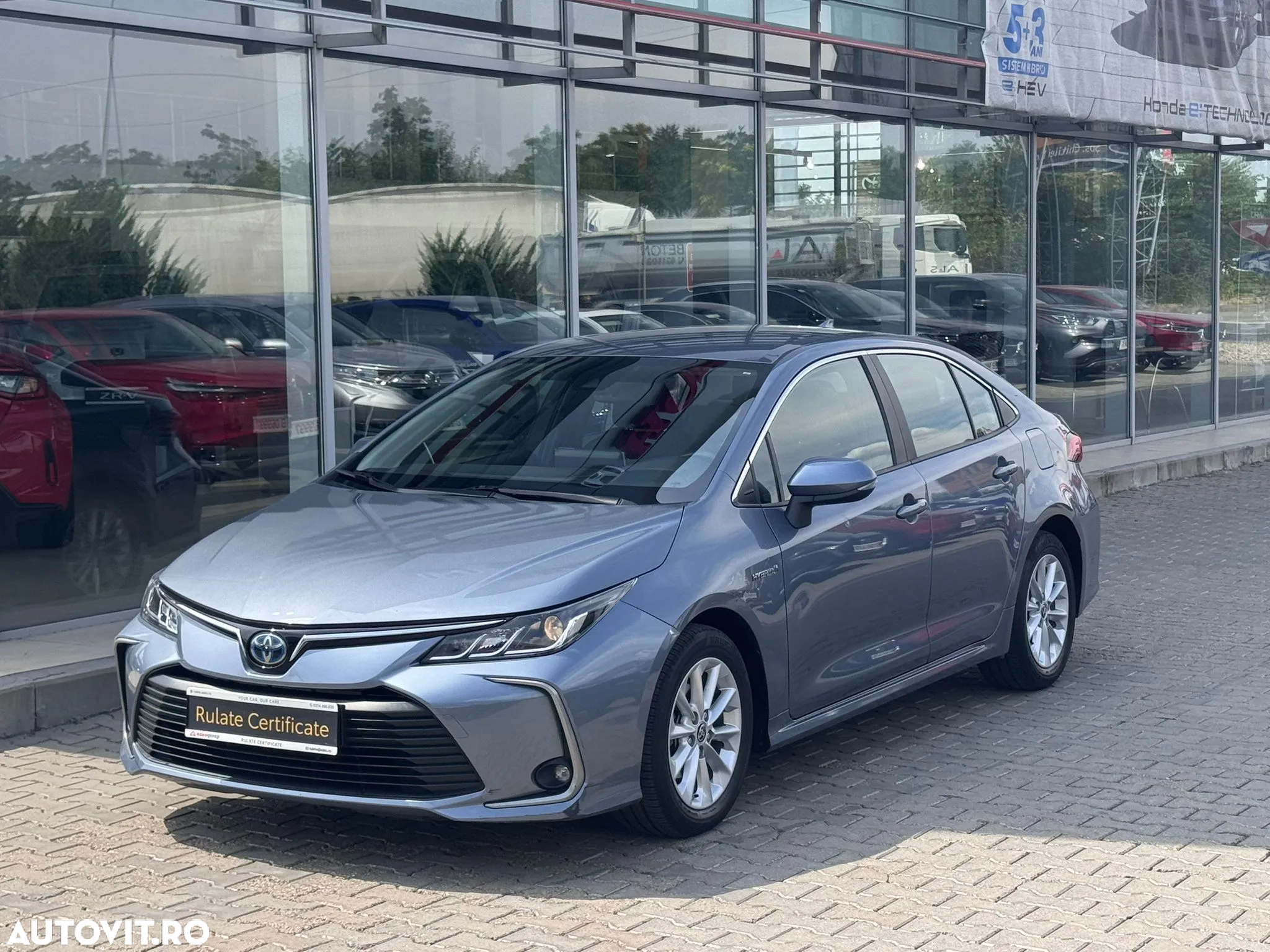 Toyota Corolla 1.8 HSD Business - 2