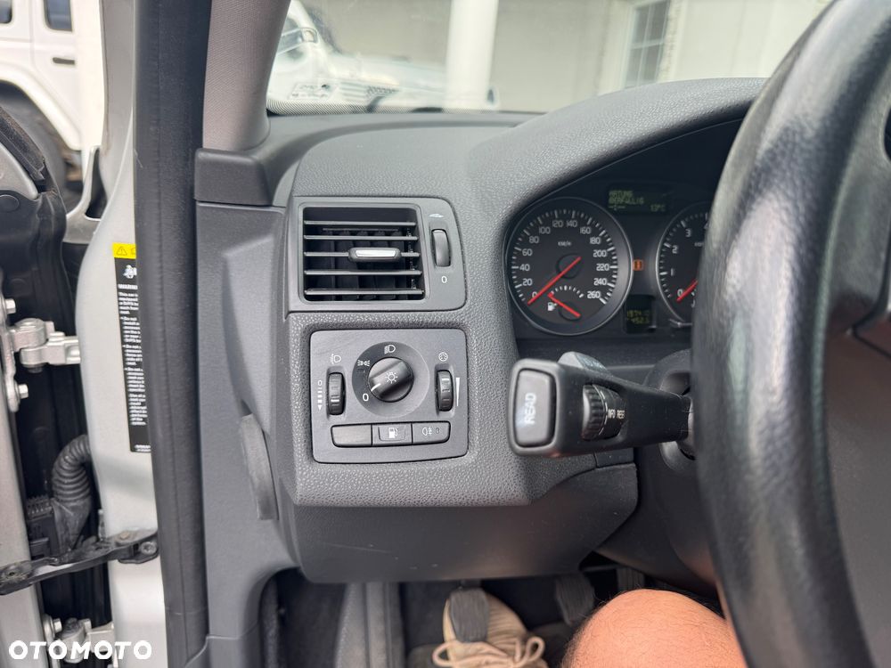 Volvo C30 1.6 Kinetic - 14
