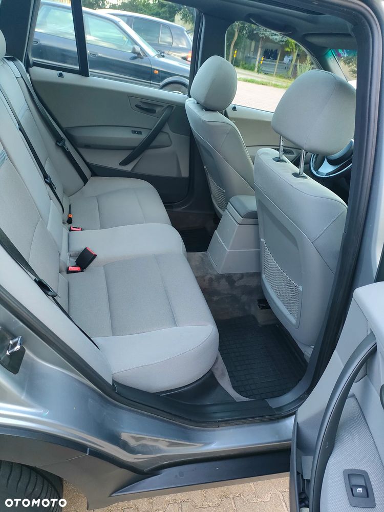 BMW X3 2.5i - 14