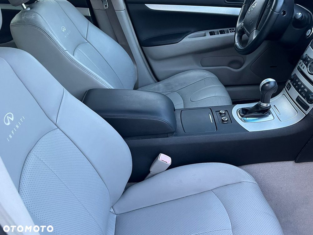 Infiniti G G37 S - 5