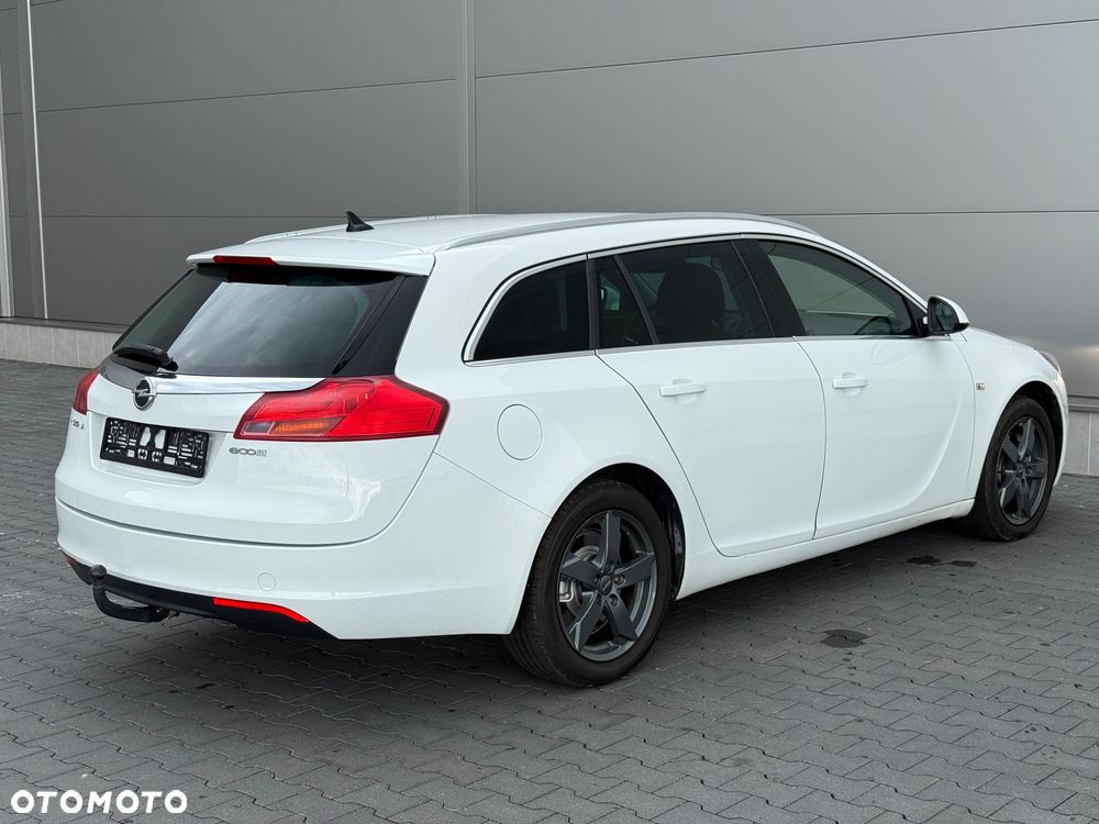 Opel Insignia 2.0 CDTI Sports Tourer Design Edition - 8